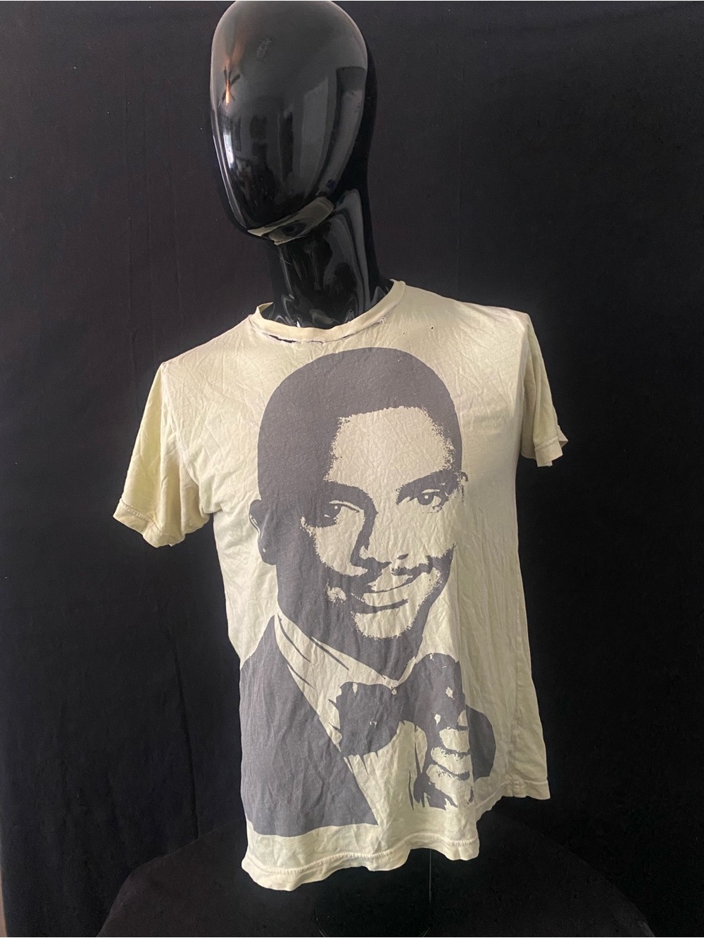 JEM Short-Sleeve Graphic Tee in Pale Yellow with Gray Portrait
